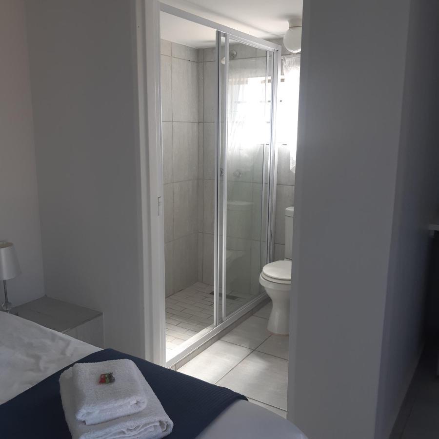 Ocean View Guest House 제프리스 베이 외부 사진