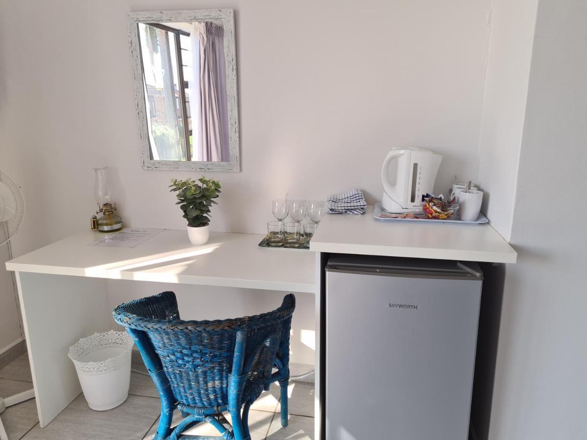 Ocean View Guest House 제프리스 베이 외부 사진