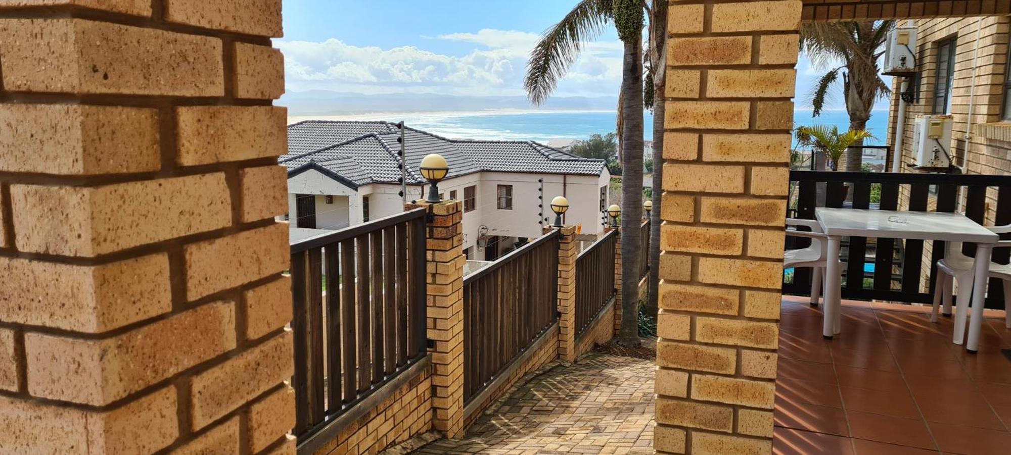 Ocean View Guest House 제프리스 베이 외부 사진