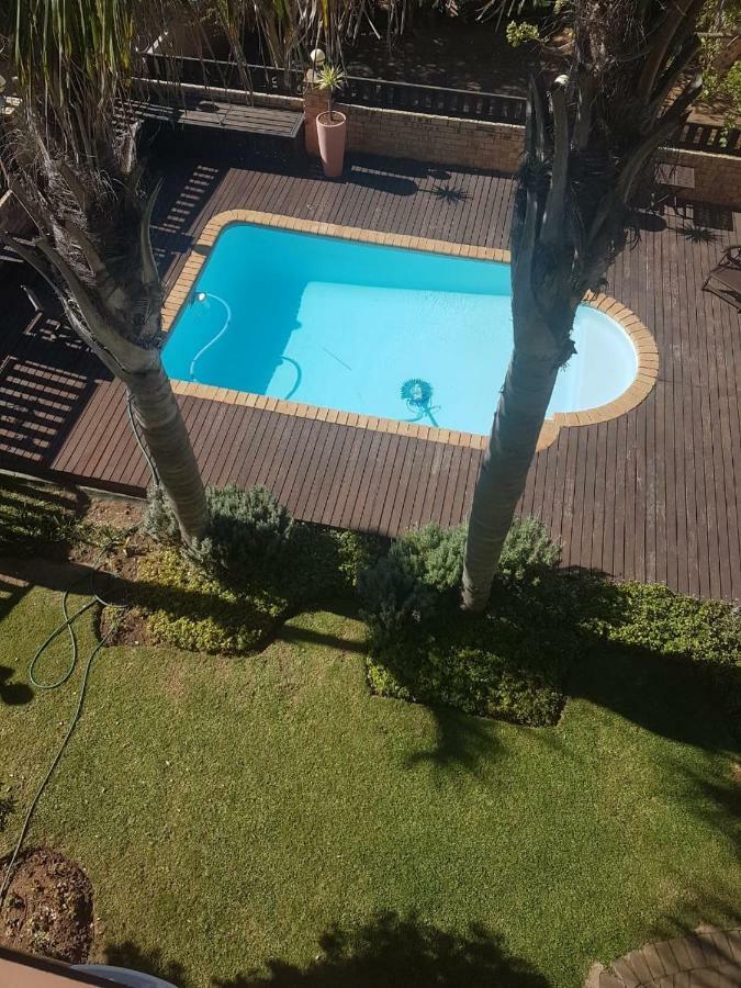 Ocean View Guest House 제프리스 베이 외부 사진